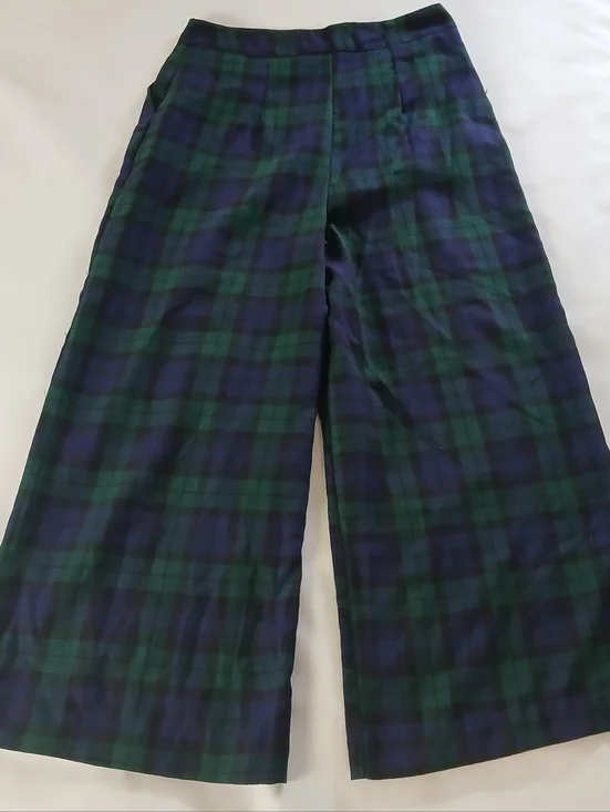 NWT New Boohoo Plaid High Waisted Cropped Pants - Picture 5 of 7